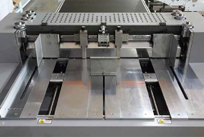 Auto Board Feeder